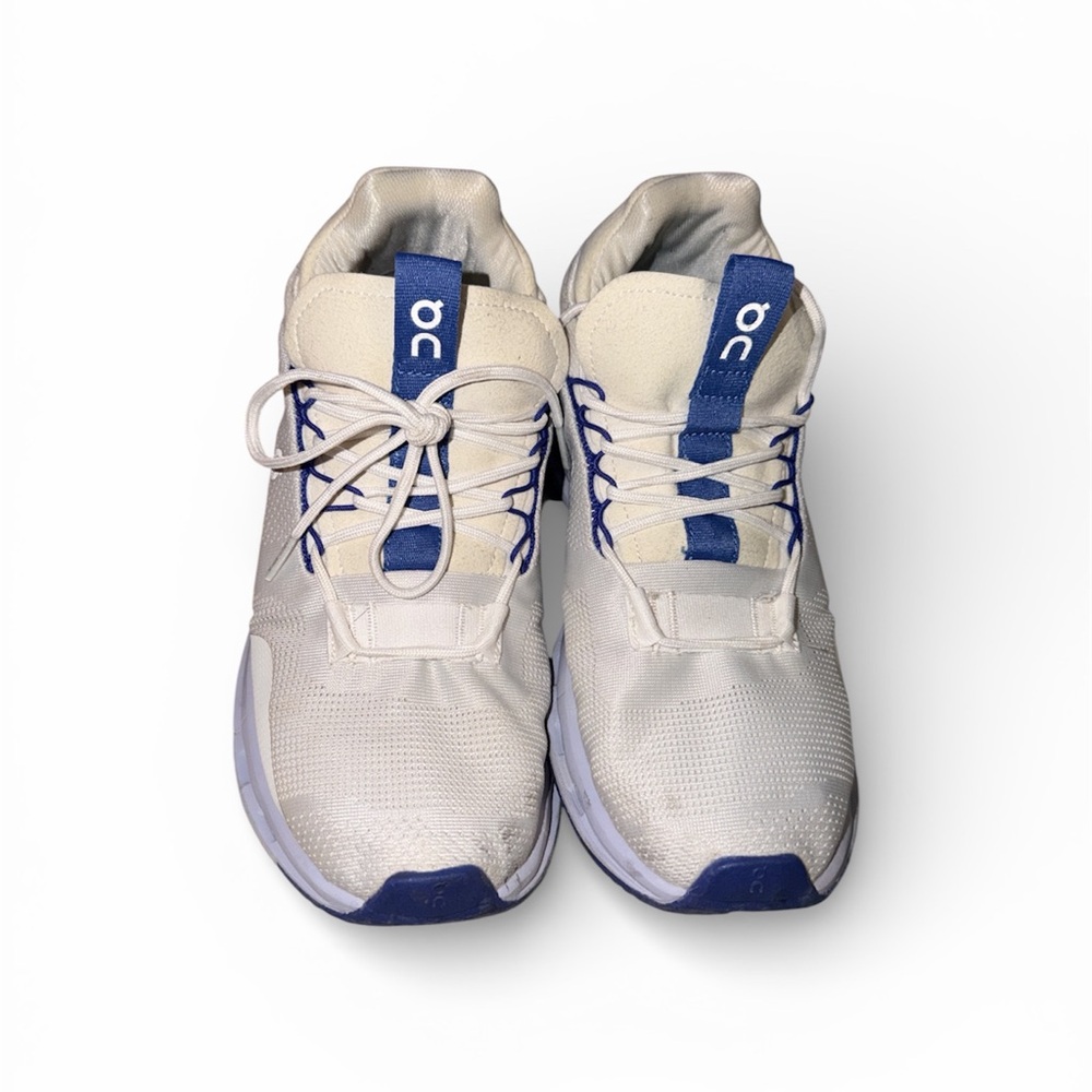 OnCloud Men's White and Blue Shoes